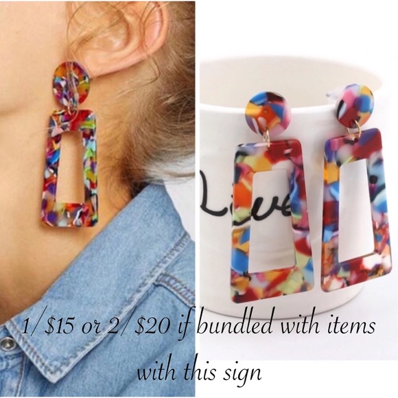 Jewelry - Beautiful geometrical acrylic earrings